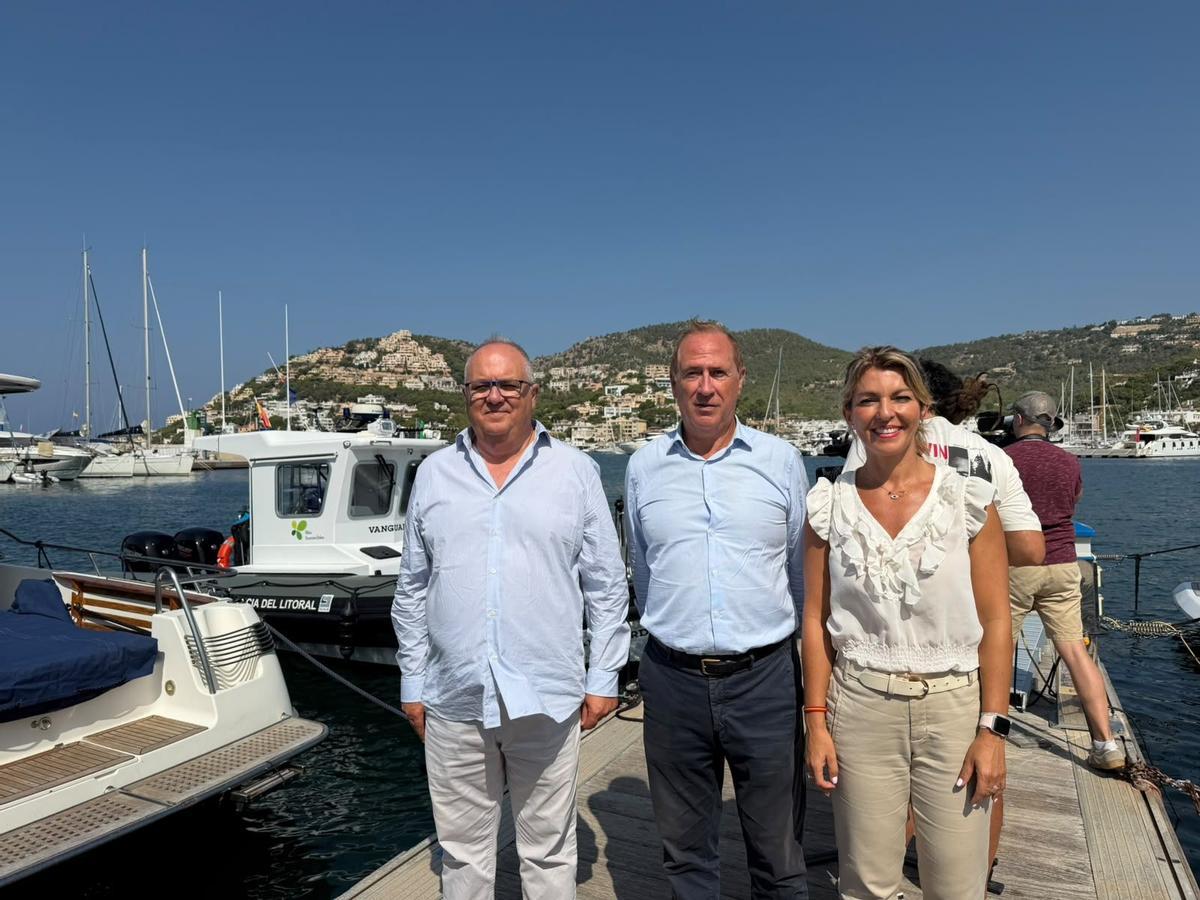 Mercant, Lafuente y Gonzalvo, en el Port d'Andratx.