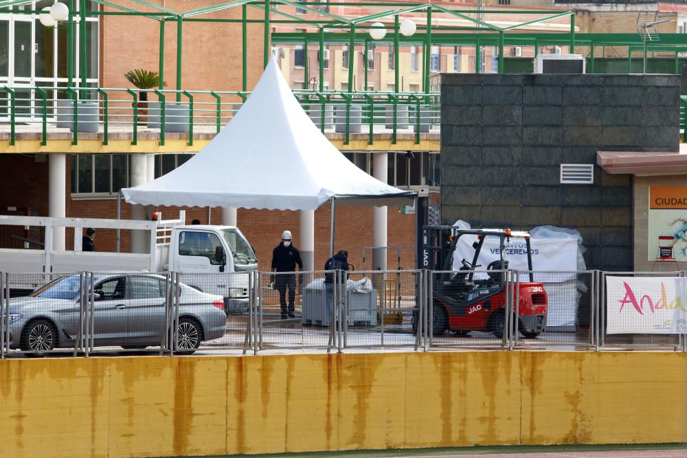 Las obras de acondicionamiento de la ciudad deportiva de Carranque como hospital de campaña continúan con la previsión de que finalicen en esta semana.