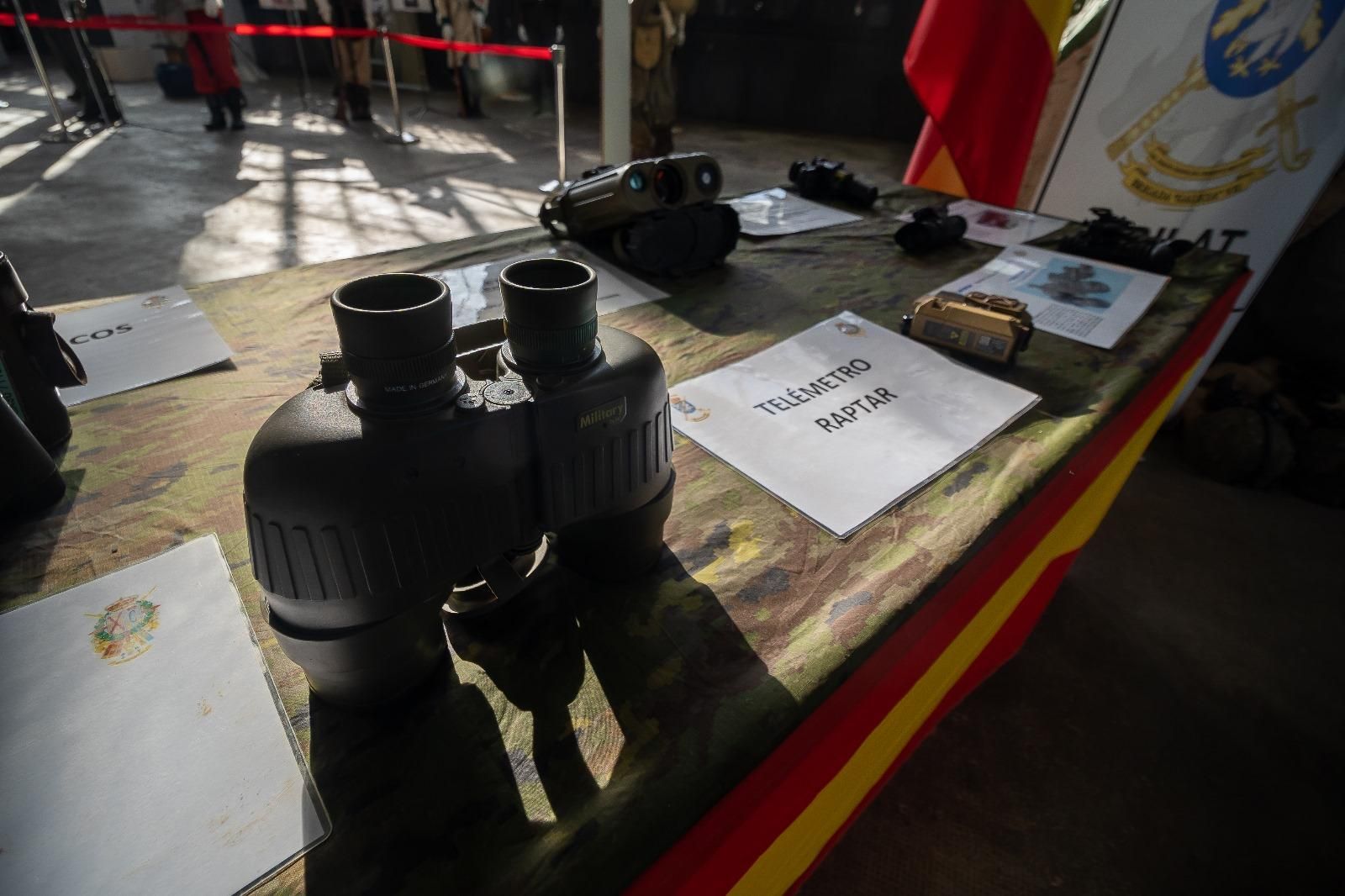 Visitas escolares a la exposición de Defensa en La Vega