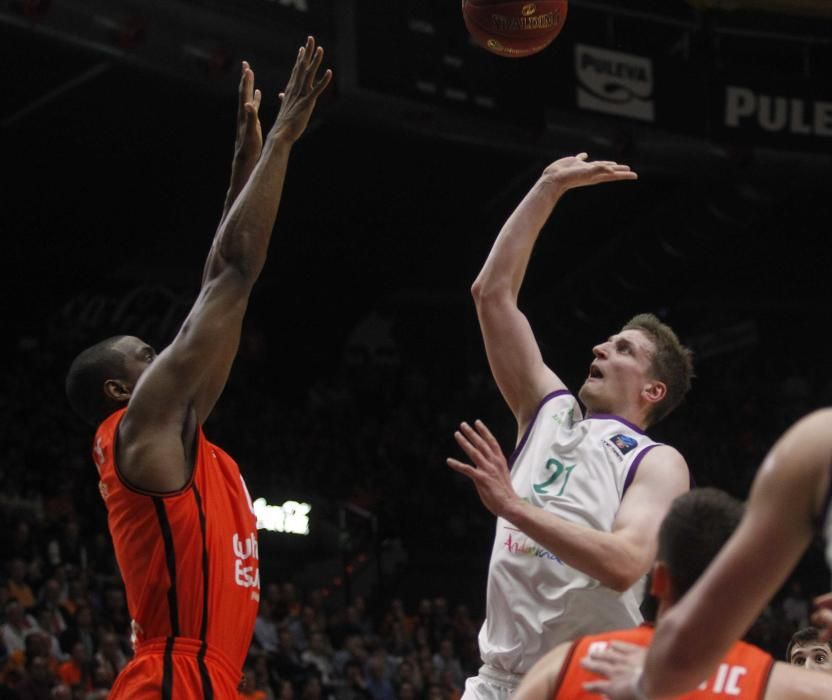 Final de la Eurocup (1º) | Valencia, 68 - Unicaja, 62