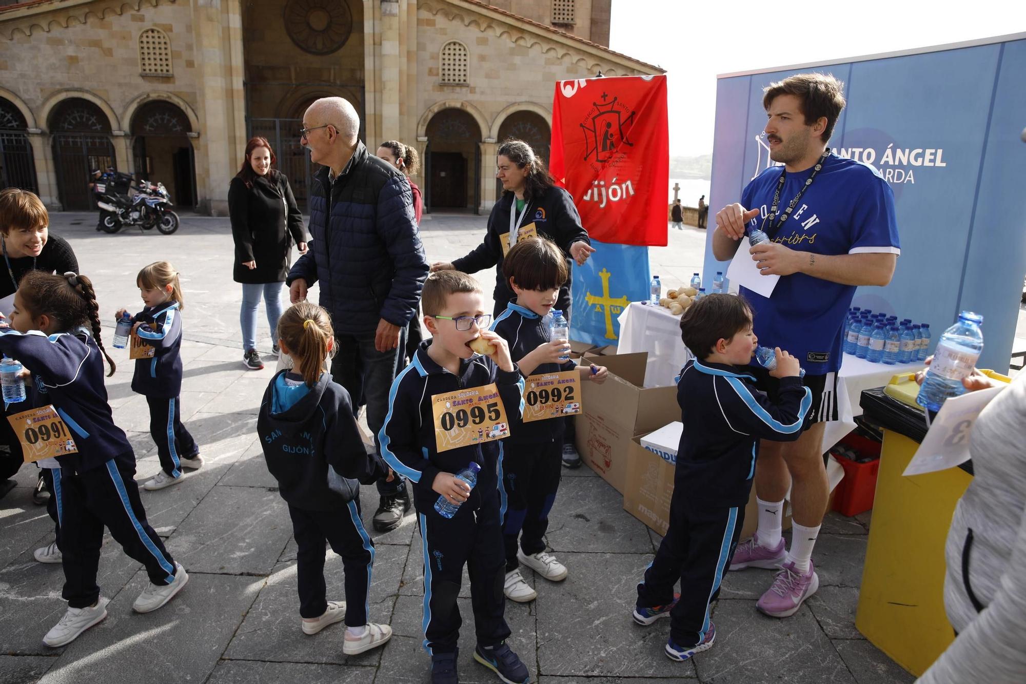 En imágenes: Carrera solidaria y jornada de convivencia en el colegio Santo Ángel