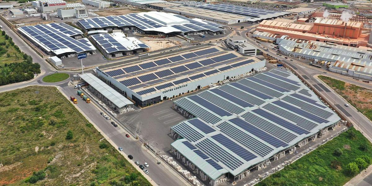 Instalación de autoconsumo de Pamesa acometida por la firma valenciana IM2 Energía Solar. | LEVANTE-EMV