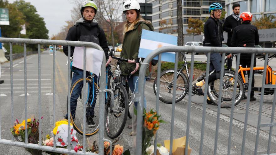 Petit memorial per les víctimes a la zona de l&#039;atemptat a Nova York.