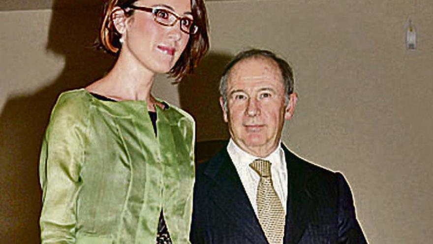 Rodrigo Rato junto a Alicia González.