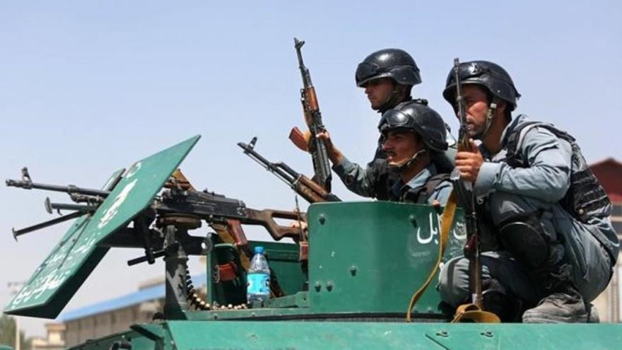 Al menos seis heridos en el ataque a un convoy con 12 turistas extranjeros en Afganistán