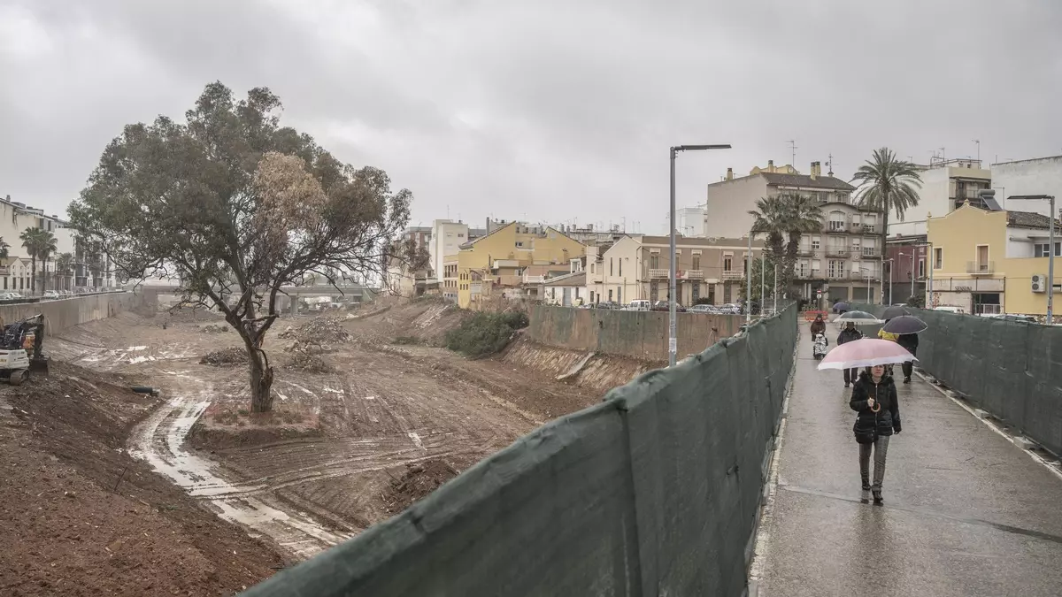 El temporal acumula ya más de 400 litros en Valencia y obliga a mantener la alerta en ríos y ramblas