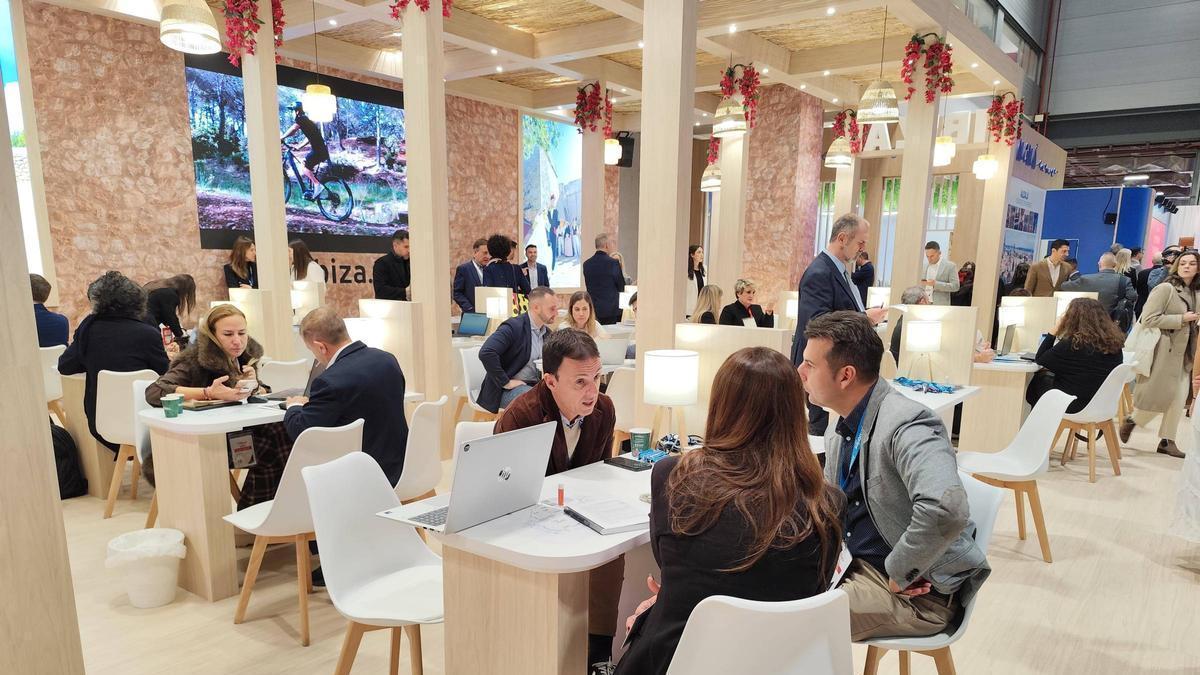 Estand de Ibiza en Fitur