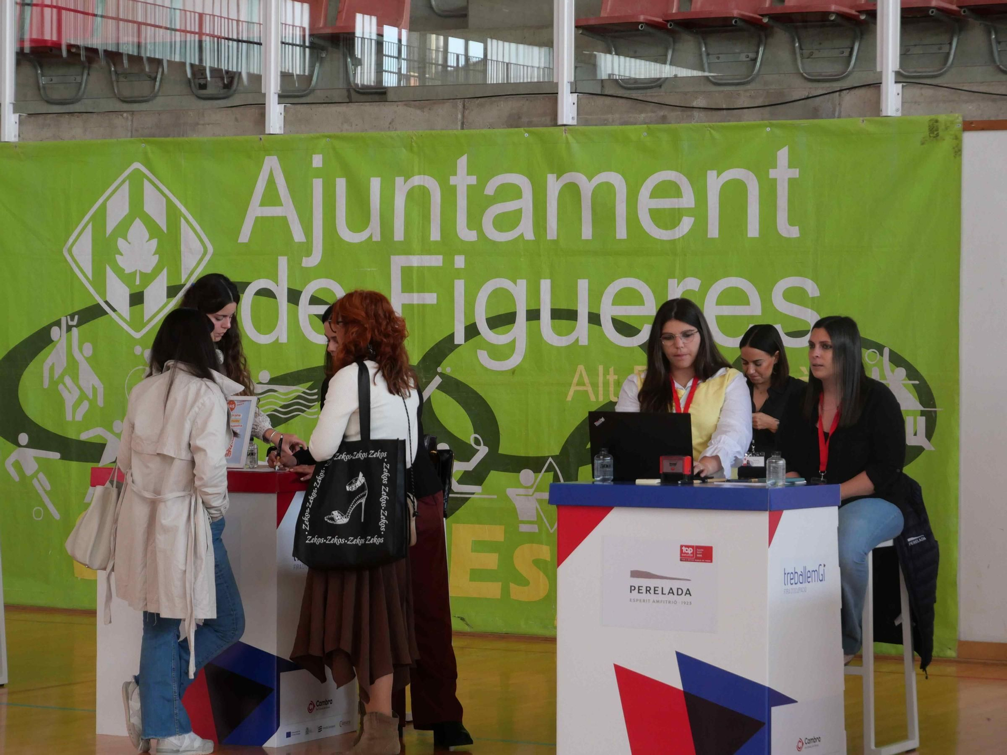 Les fotos de la fira d'ocupació TreballemGi a Figueres