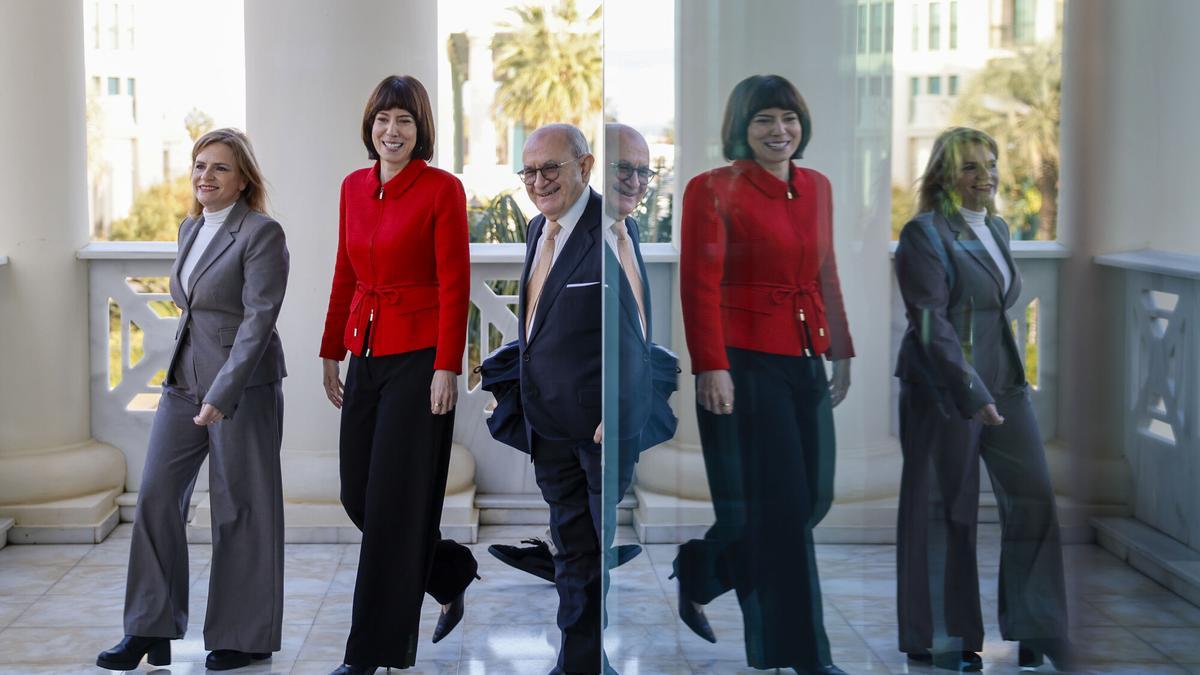 Pilar Bernabé y Diana Morant, este jueves en València.