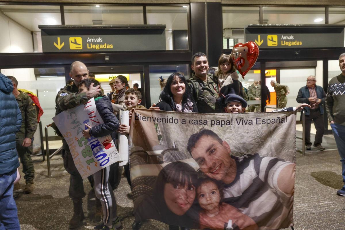 Más reencuentros en el Aeropuerto de Asturias.