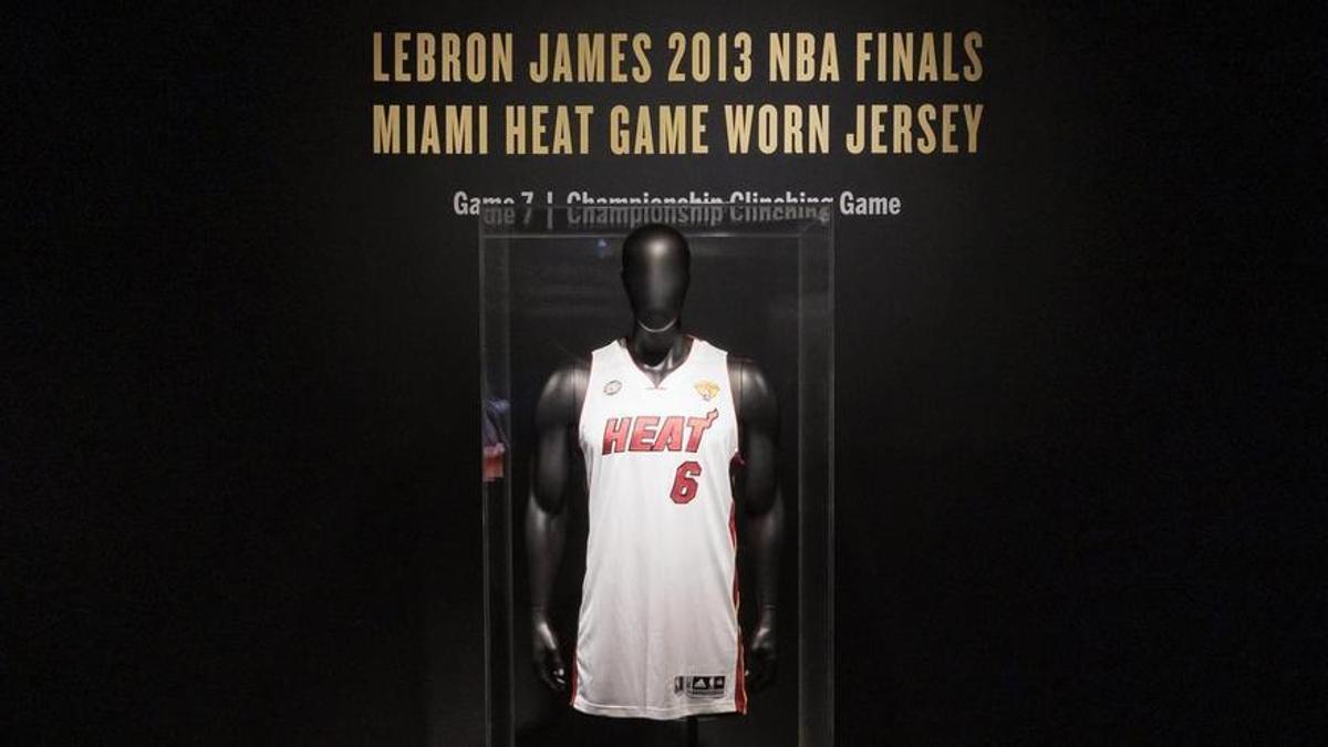 La camiseta de Lebron James de la finales de la NBA 2013.