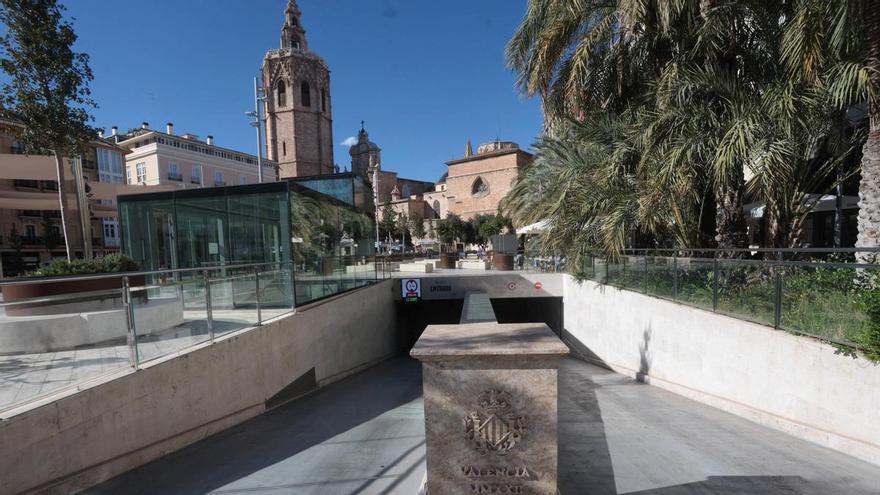 El parking de la Plaza de la Reina verá reducida su capacidad las próximas semanas