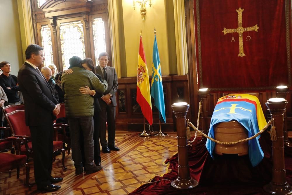 Muere Vicente Álvarez Areces: Capilla ardiente en la Junta del Principado