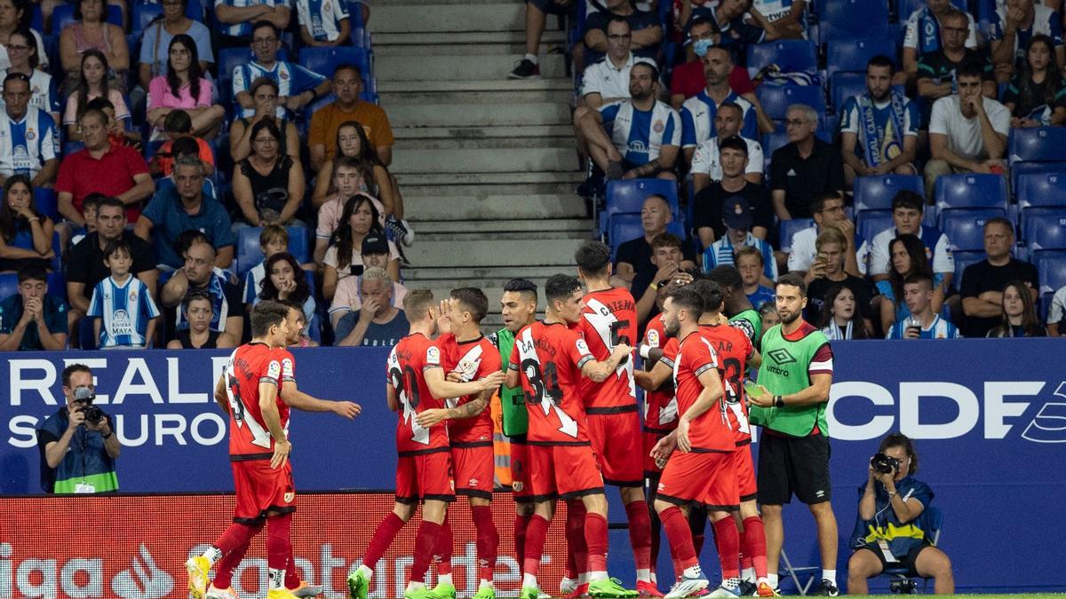 El Rayo asaltó el RCDE Stadium