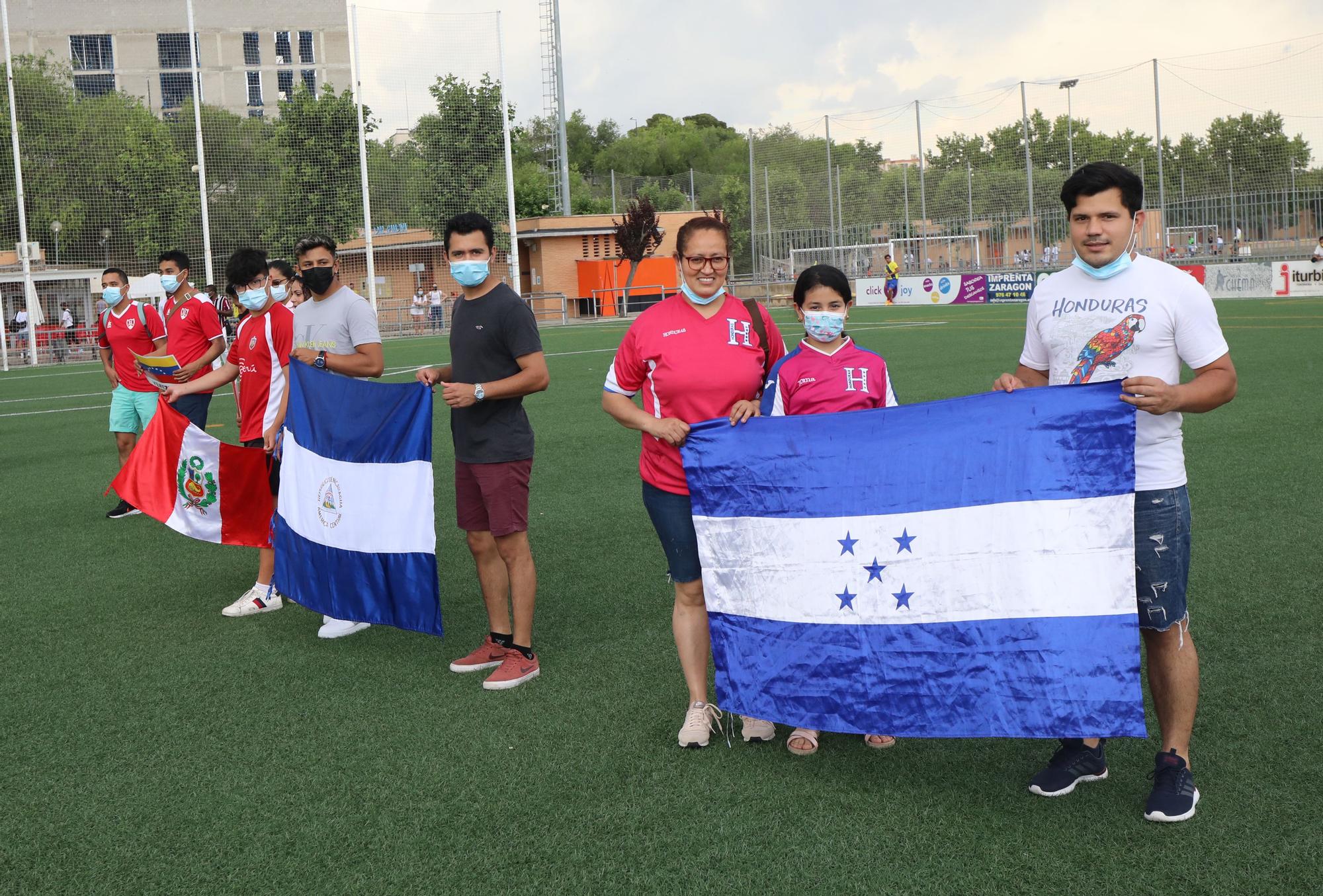 Mundialito de la Integración en el campo del Santo Domingo Juventud