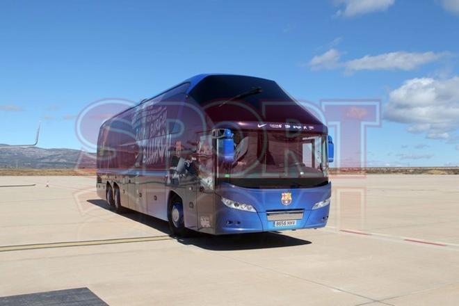 Las imágenes del Barça en el Aeropuerto de Castellón