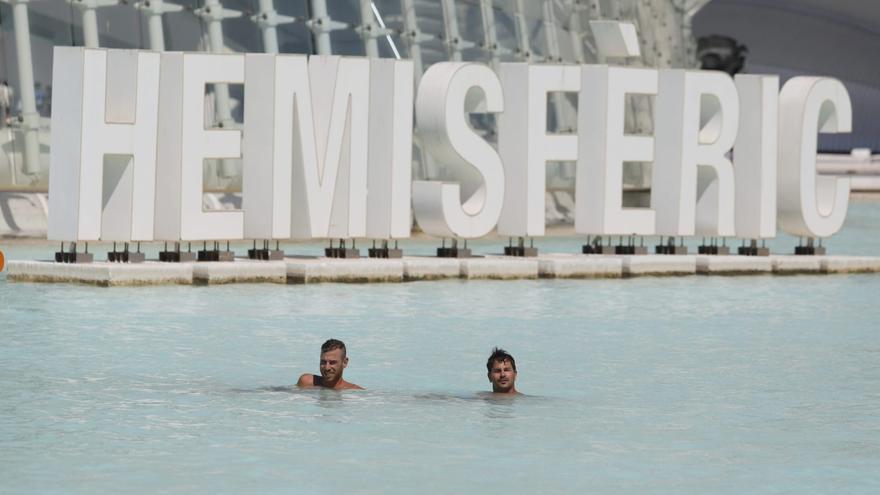 Alerta en Valencia por la llegada del calor con noches asfixiantes y temperaturas muy altas