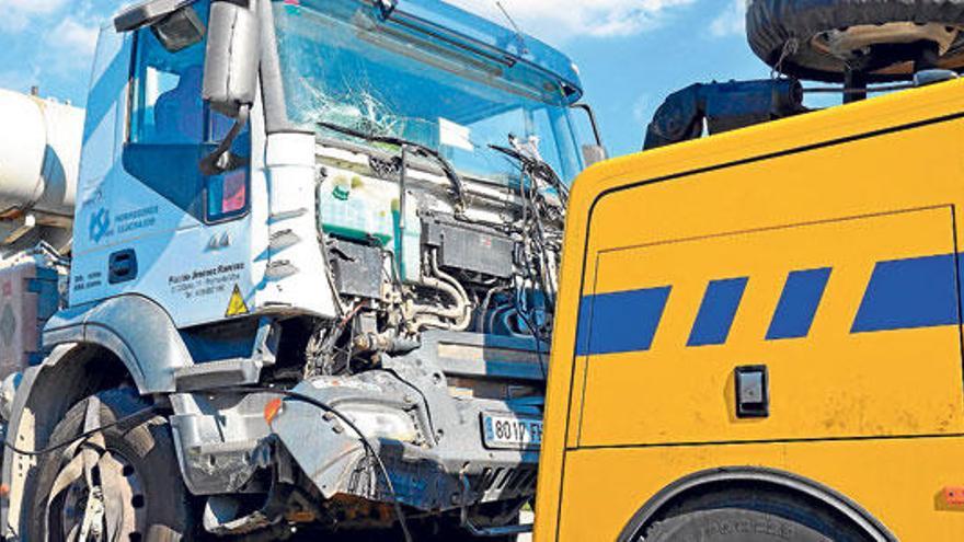 Colisión múltiple en la autopista de Inca