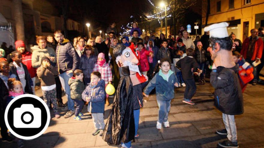 Salt encén la il·luminació de Nadal