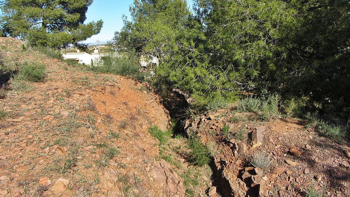 La trinchera, en la ladera este de la montaña. | J. BADENES