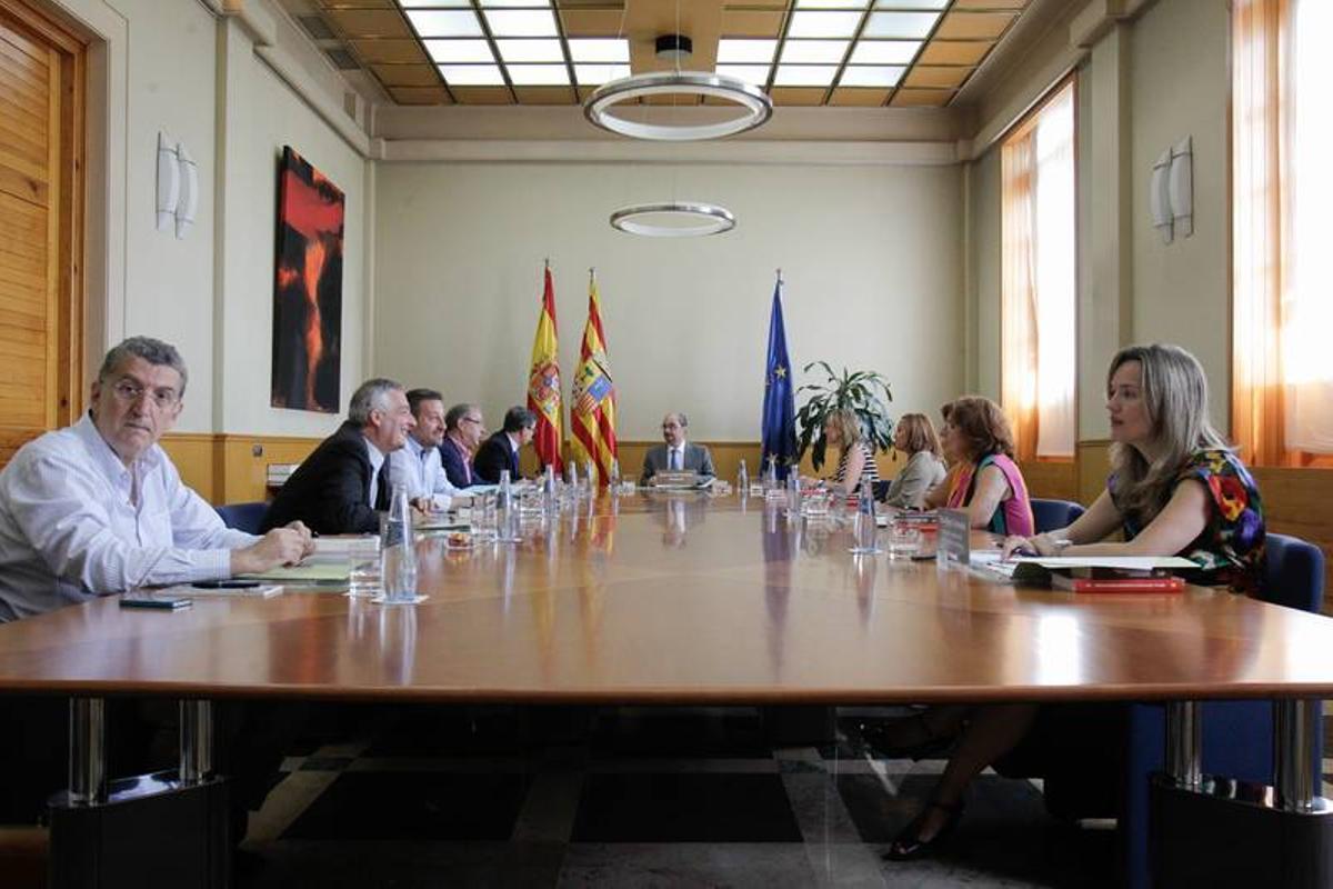 El Gobierno paraliza la aplicación de la LOMCE en Secundaria y Bachillerato