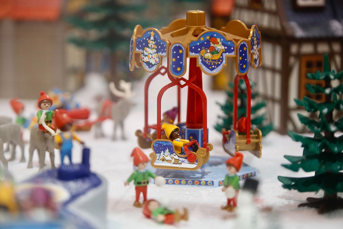 El Jardín Botánico celebra la Navidad con un belén de Playmobil