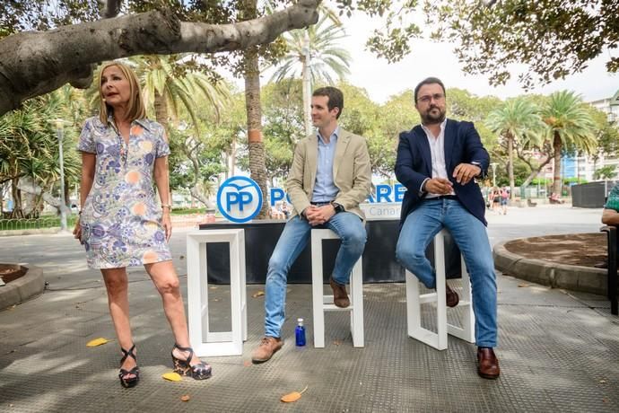 Pablo Casado (PP) hace campaña en Canarias