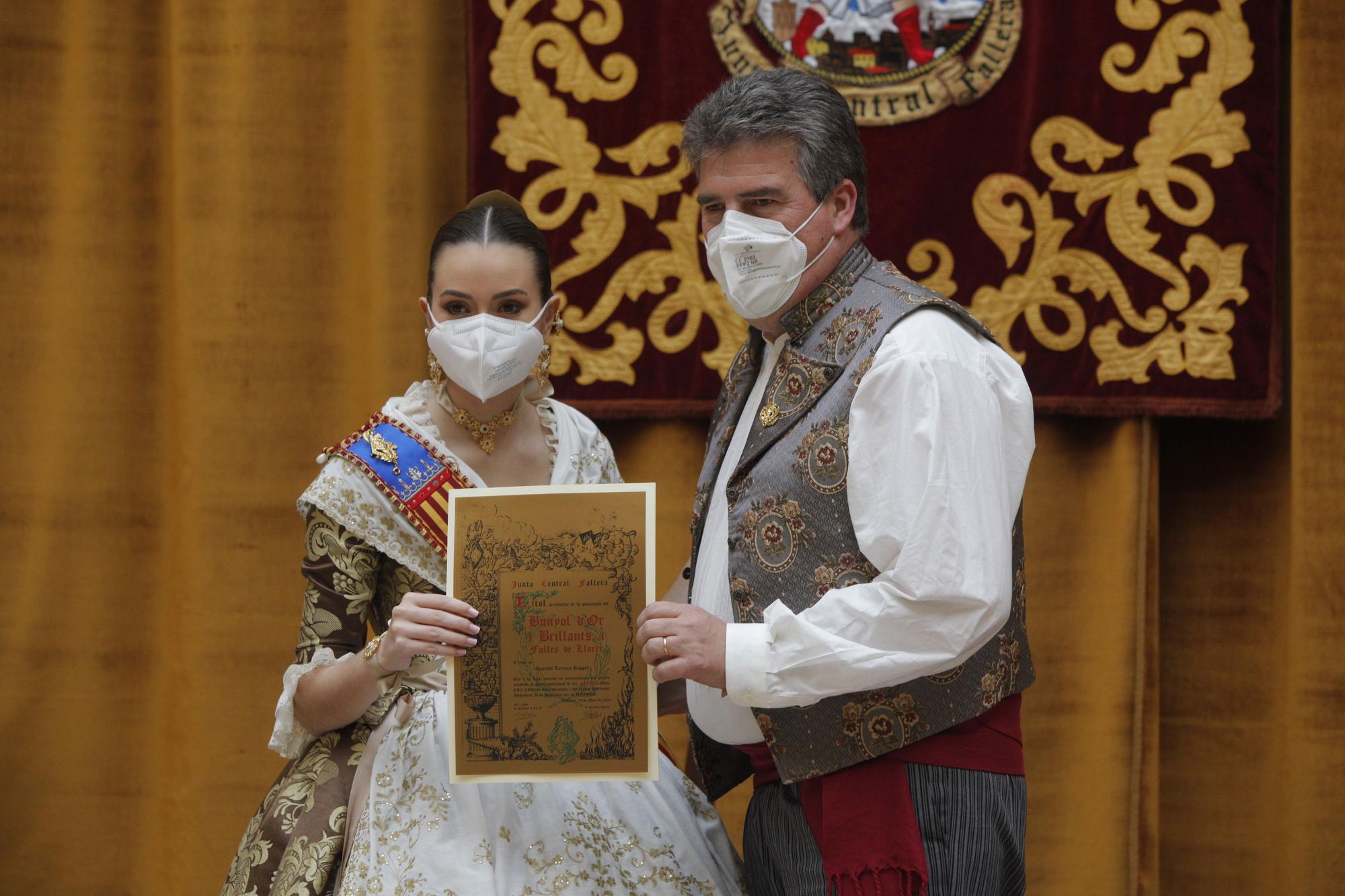 Las dos sesiones de homenaje de "brillants" en las fallas de Jesús