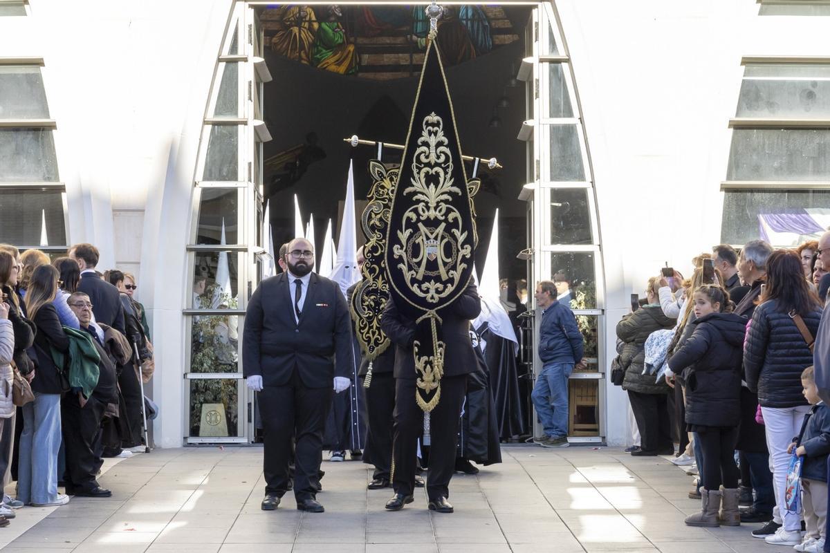 Así ha sido la procesión de Las Palmas de Torrevieja 2026 en imágenes