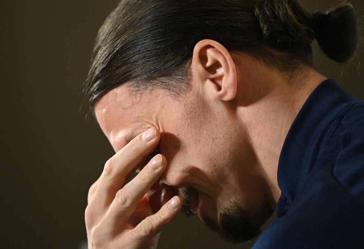 Ibrahimovic plora d’emoció al tornar a la selecció de Suècia