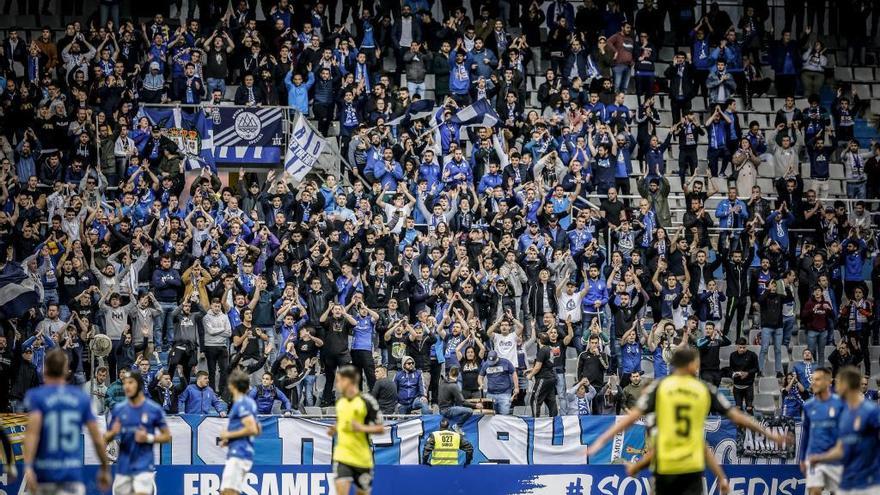 Un autocine, una camiseta especial y un abono televisivo: las ideas del Oviedo ante el cierre de los estadios