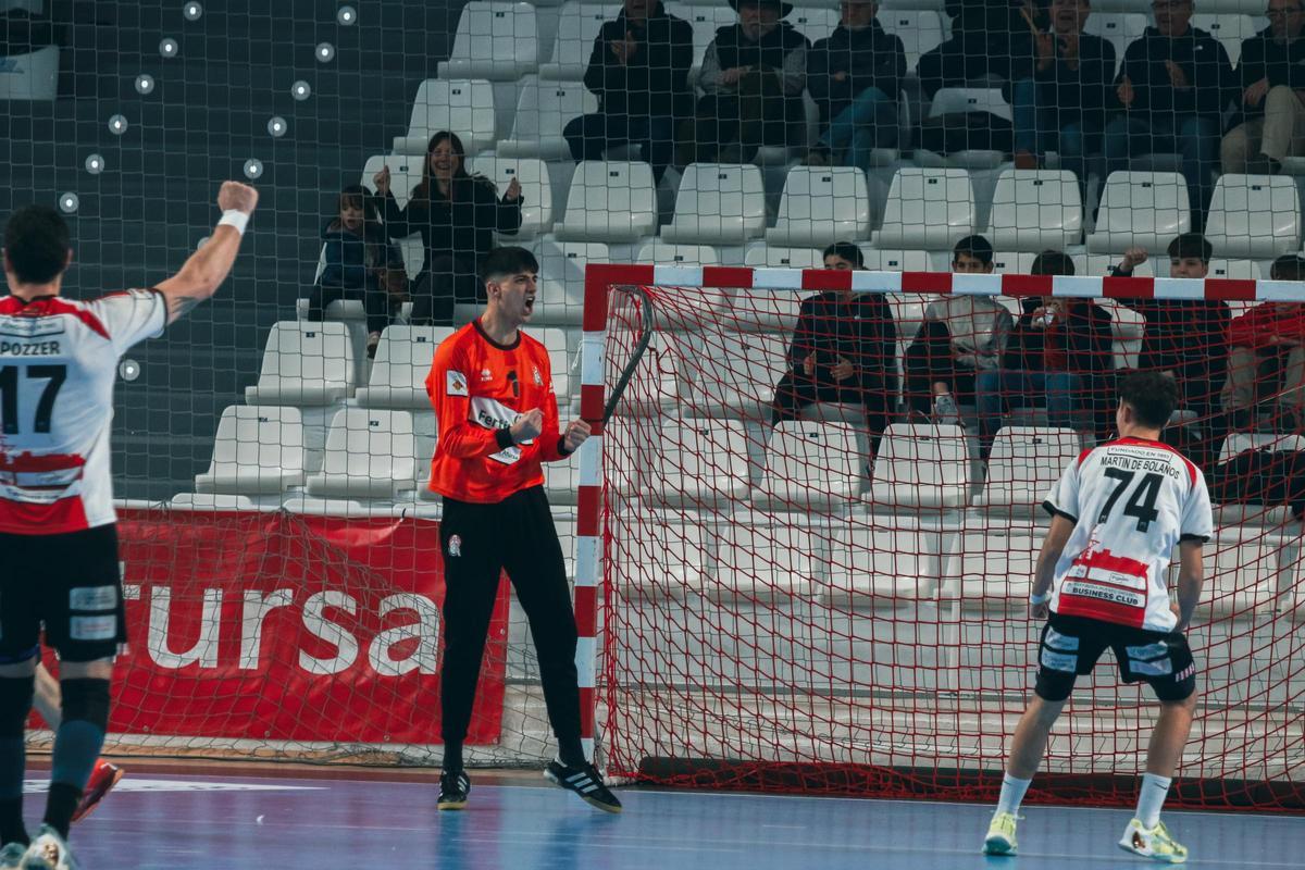 Juani Villarreal, clave con la última parada del partido.