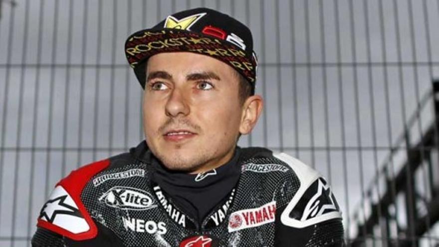 Jorge Lorenzo renueva su patrocinio con Cosentino