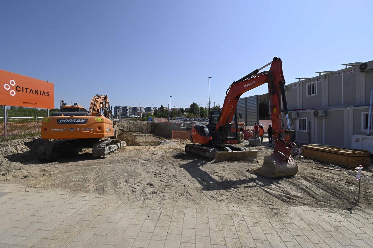 Obras en Navia para la construcción de nueva vivienda.