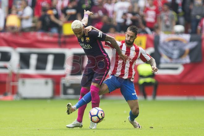 Las imágenes del  Sporting de Gijón, 0 - FC Barcelona, 5