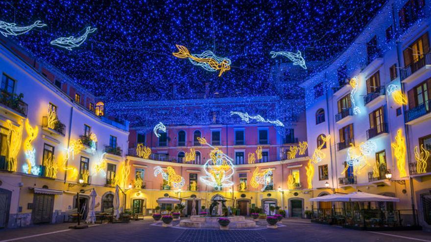 Una imatge de les llums de Nadal de Salerno