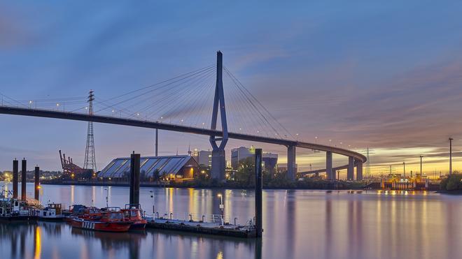 El puente de Köhlbrand es un símbolo de la ciudad