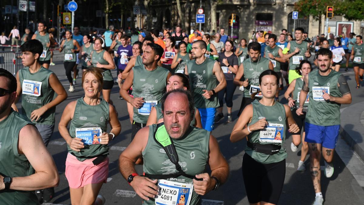 La Cursa de la Mercè 2022 desciende por el paseo de Sant Joan