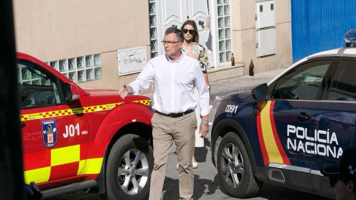 El alcalde José Ballesta en la zona de Atalayas, esta mañana.