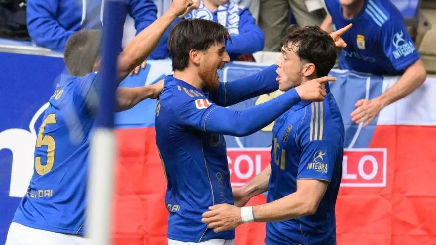 ¡El cabezazo de Viñas que abrió el marcador en el Carlos Tartiere!