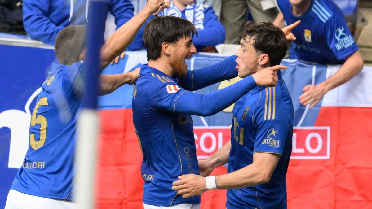 Fede Viñas celebra su gol contra el Sevilla FC