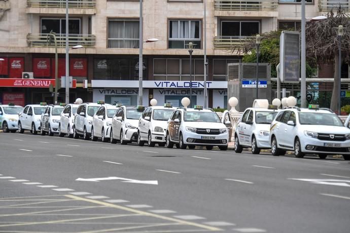 25-03-20 LAS PALMAS DE GRAN CANARIA. CIUDAD. LAS PALMAS DE GRAN CANARIA. Recorrido por la ciudad para vera su desolación.   Fotos: Juan Castro.  | 25/03/2020 | Fotógrafo: Juan Carlos Castro