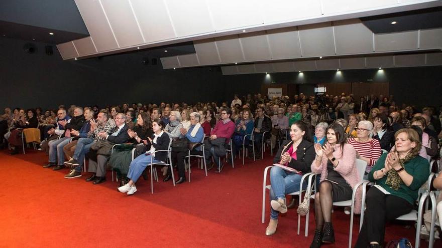 El público que abarrotó ayer el Club.