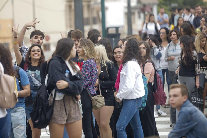 Decenas de alicantinos en el casting de OT en València