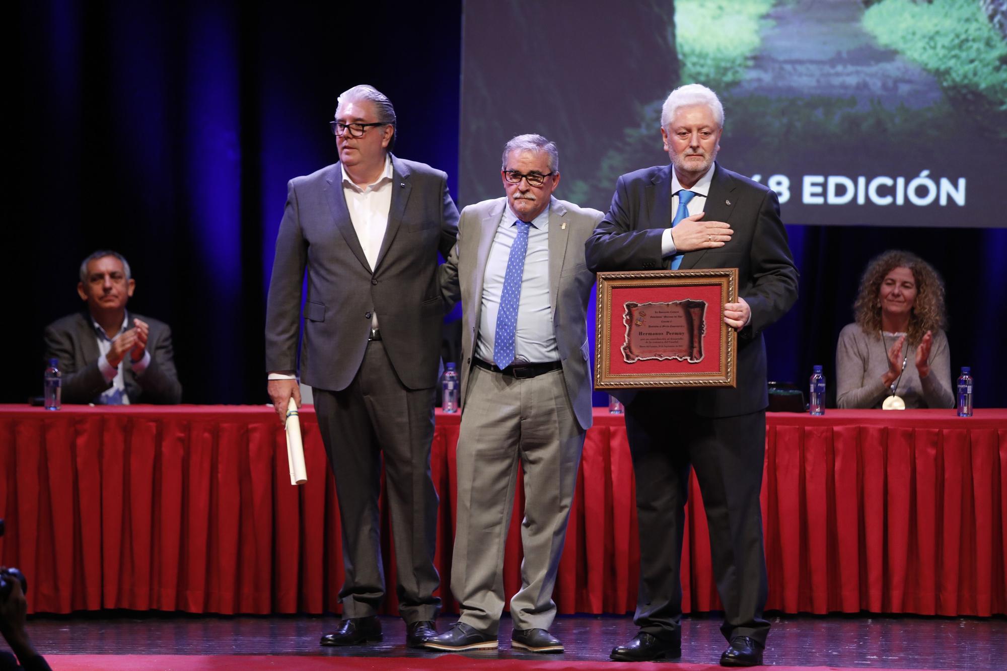 La gala de entrega de los premios "Mierense del año"