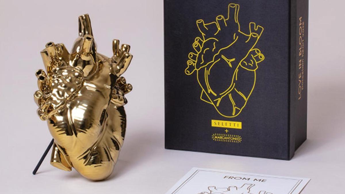 Corazón dorado 'Love in Bloom Gold', de Marcantonio para Seletti