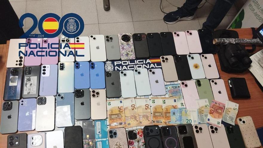 Once detenidos por robar móviles en el polémico festival de música electrónica de La Cartuja en Sevilla