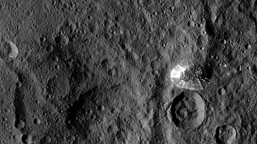 Superficie del planeta enano Ceres.