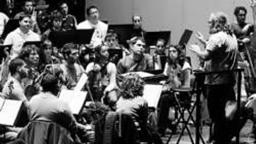 80 músicos participan en el concierto del quinto aniversario de la OJEx