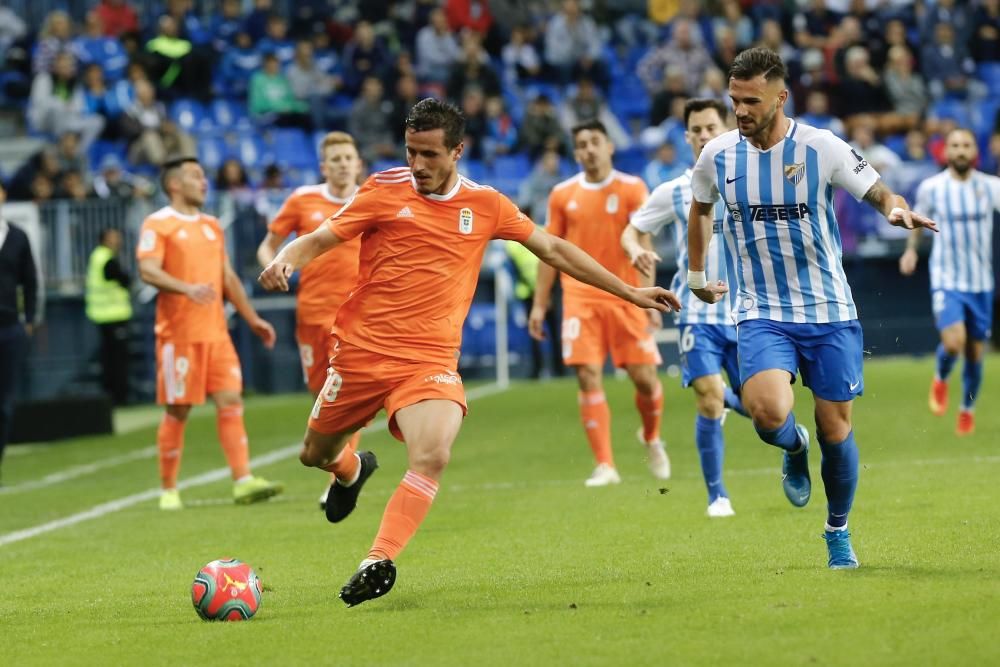 El partido entre el Málaga y el Oviedo, en imágenes